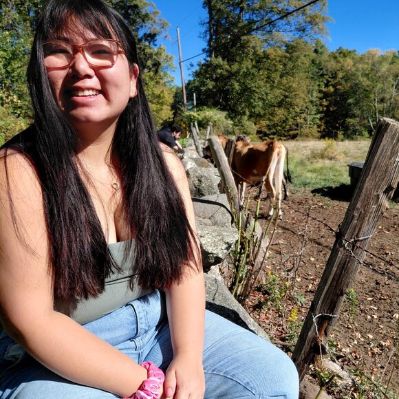 Meet your Posher, Delaney - Picture 3 of 4